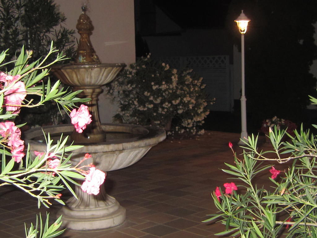 Csigahaz Panzio Hotel Gyula Ruang foto